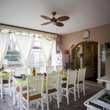 Holiday home Indipendente A Pochi Passi Dal San Felice del Benaco