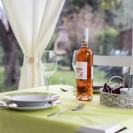 Holiday home Indipendente A Pochi Passi Dal San Felice del Benaco